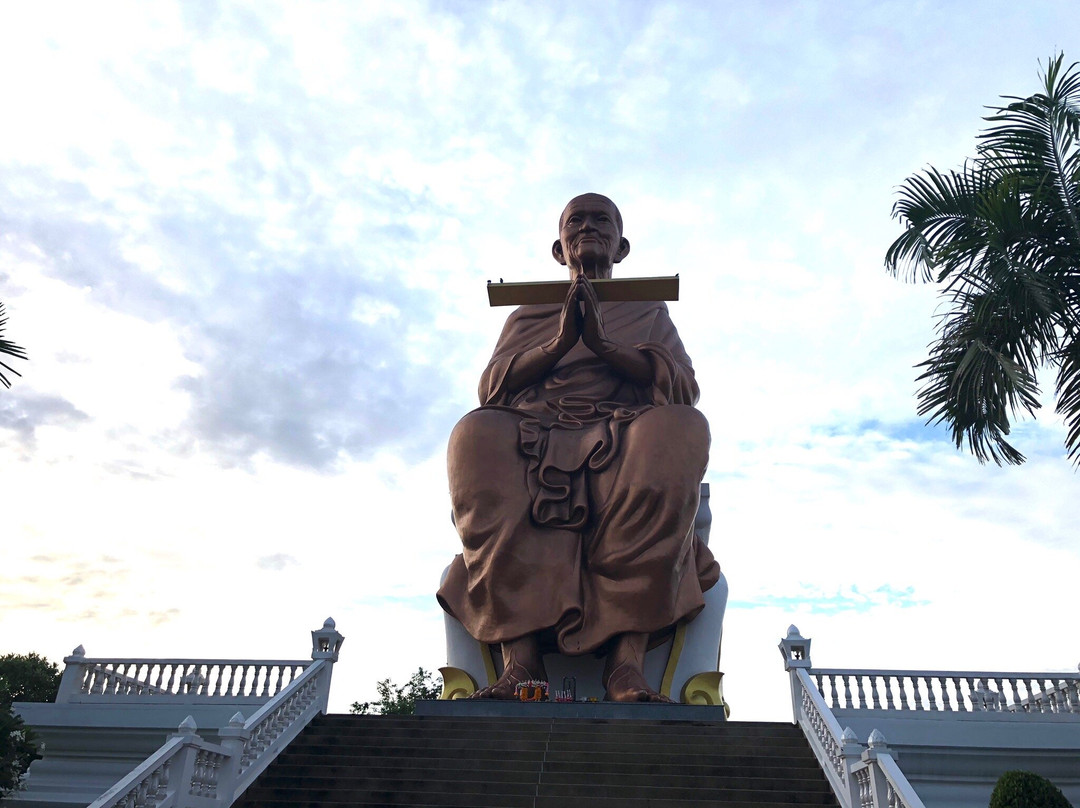 Wat Bot (Luang Por Tho)-三柯必去景点