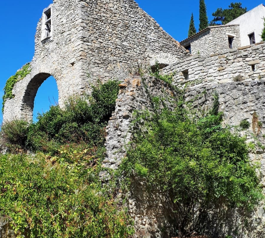 Chateauneuf De Mazenc景点图片