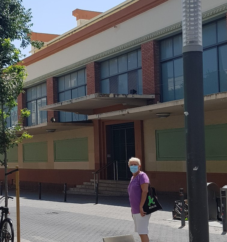 Mercat del Centre-比利亚努埃瓦－赫尔特鲁必去景点