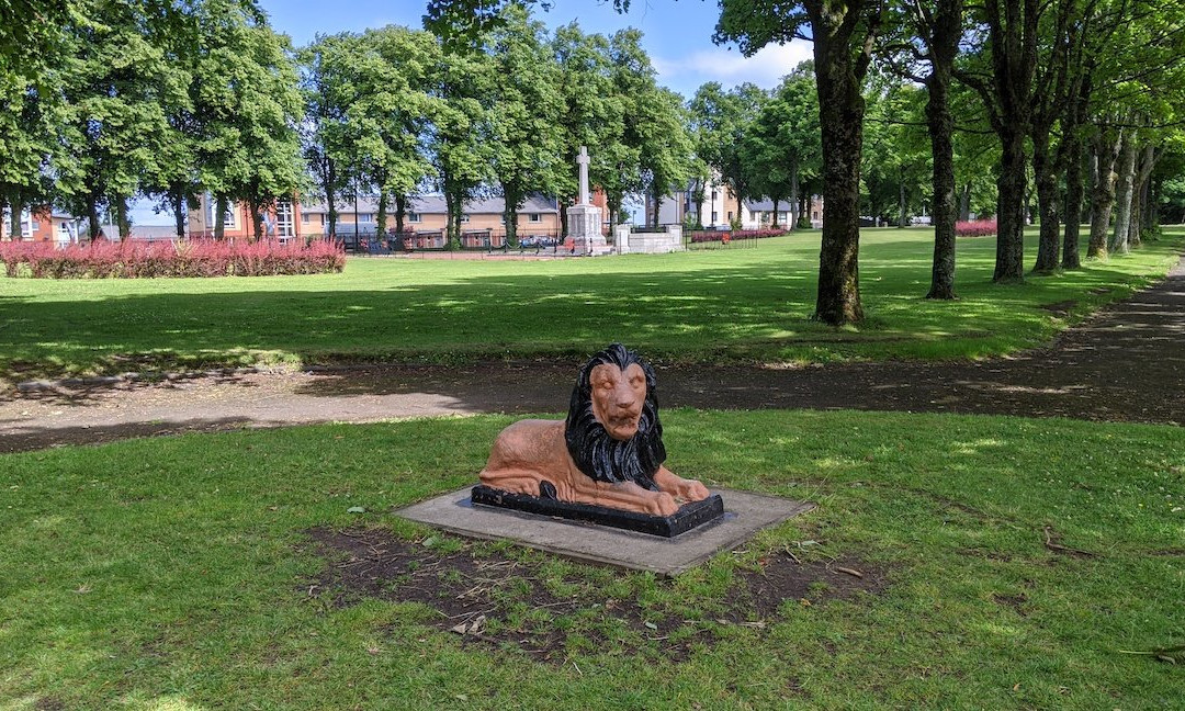 Barrhead War Memorial景点图片