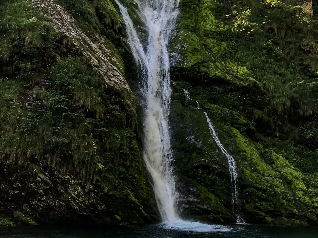 Cascata Plera景点图片
