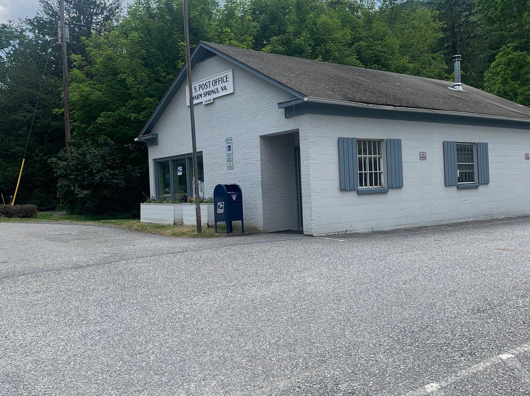 The Inn At Gristmill Square主图