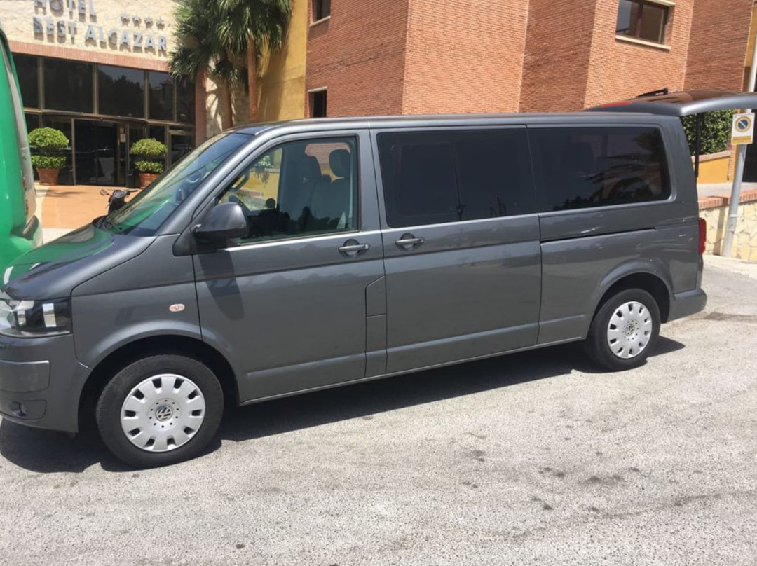 Nerja Taxi Transfer-内尔哈必去景点