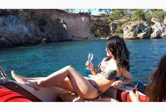 Paseo en barco por Mallorca privado-马洛卡岛必去景点