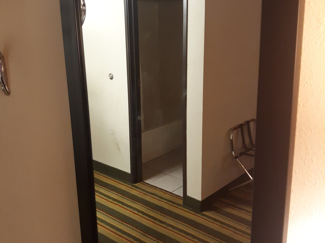 Super 8 By Wyndham Mound City主图