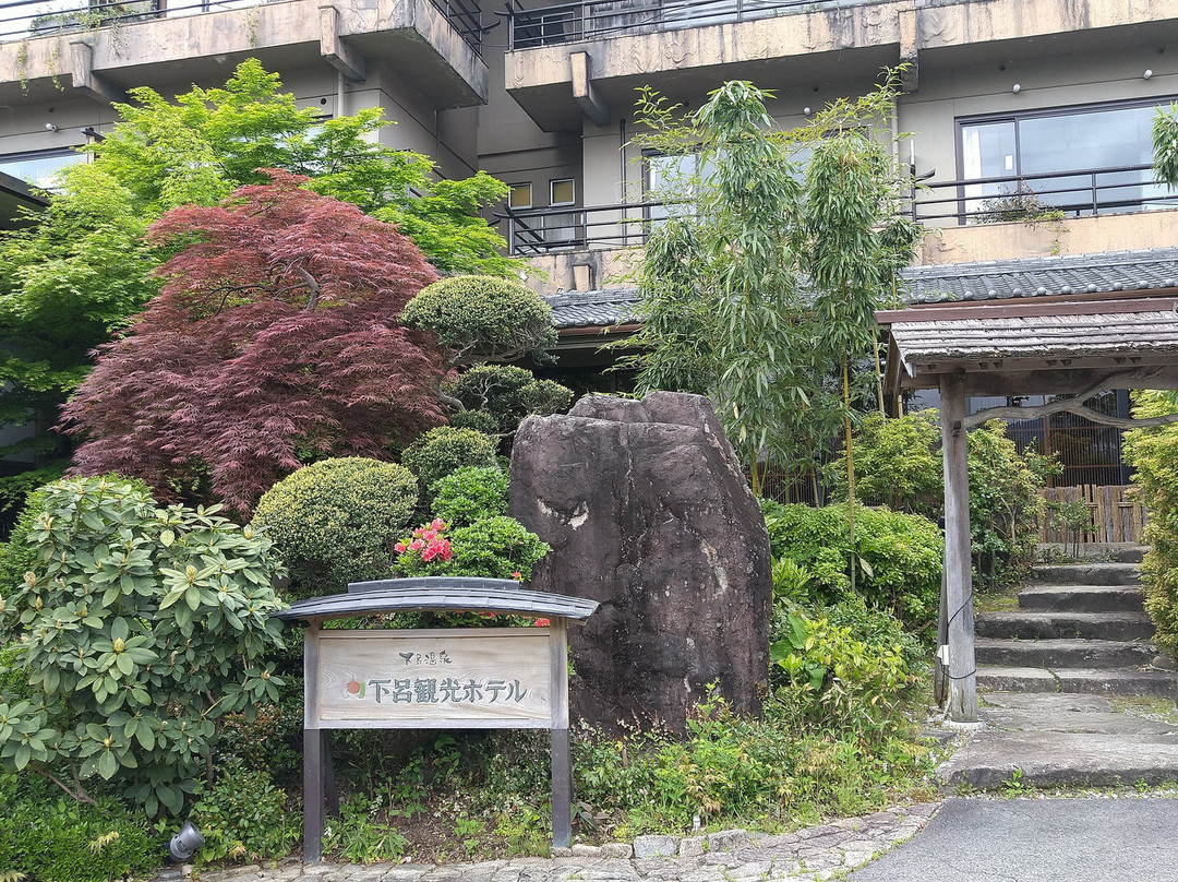 下吕观光酒店主图