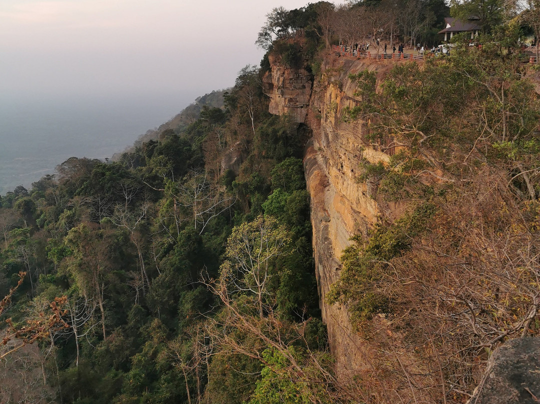 Pha Mo E Dang-甘他拉叻必去景点
