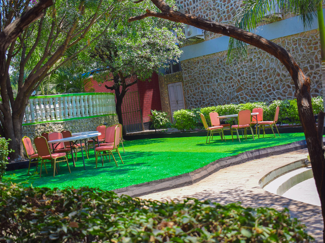 Royal Village Hotel主图