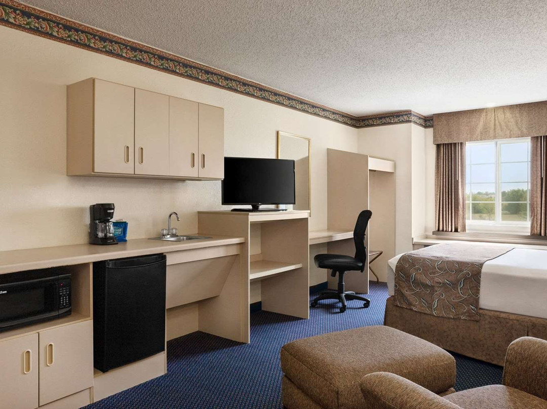 Travelodge by Wyndham Fort Scott主图