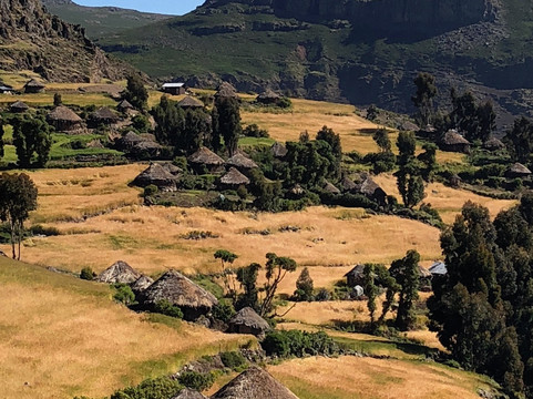 Chris Lalibela Tours-拉利贝拉必去景点