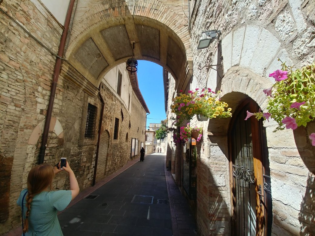 Via San Francesco-阿西西必去景点