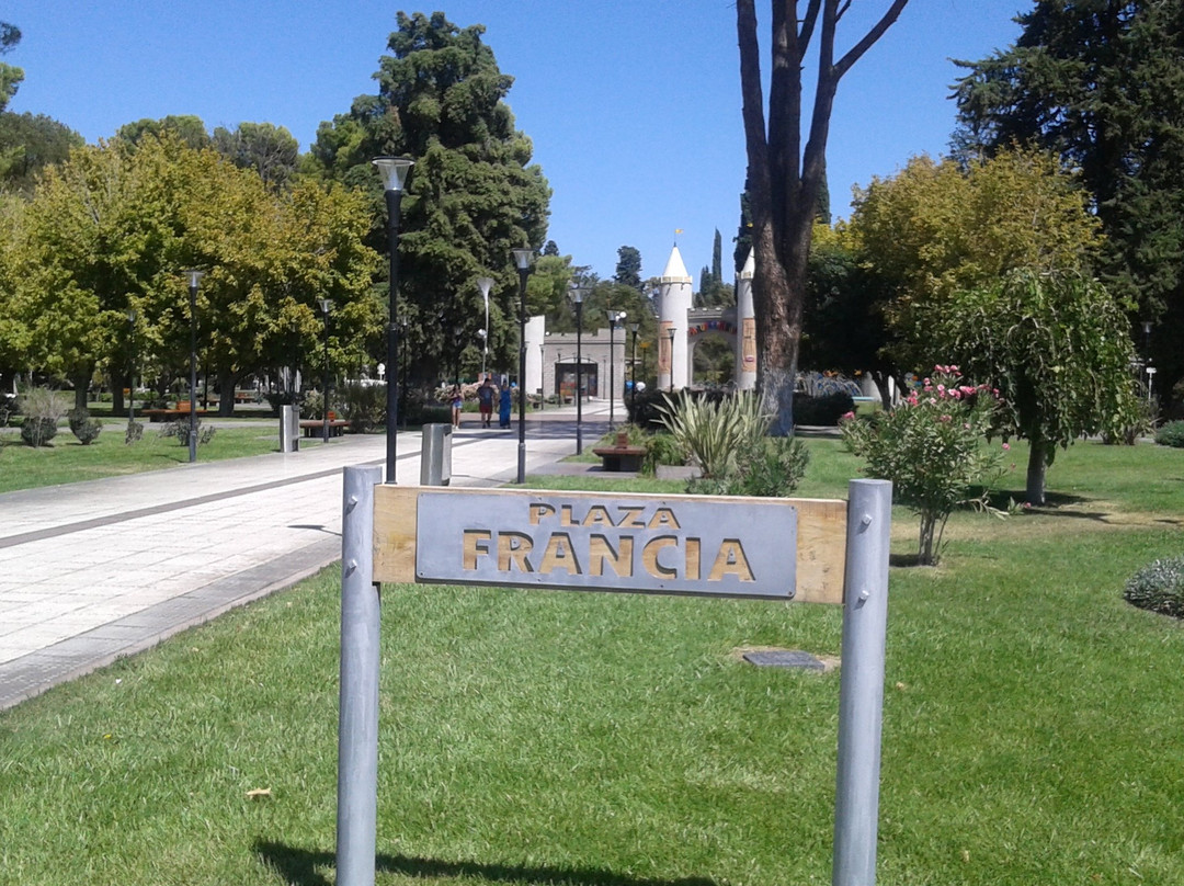 Plaza Francia-圣拉斐尔必去景点