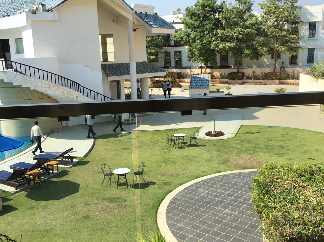 Azzaro Resort & Spa主图