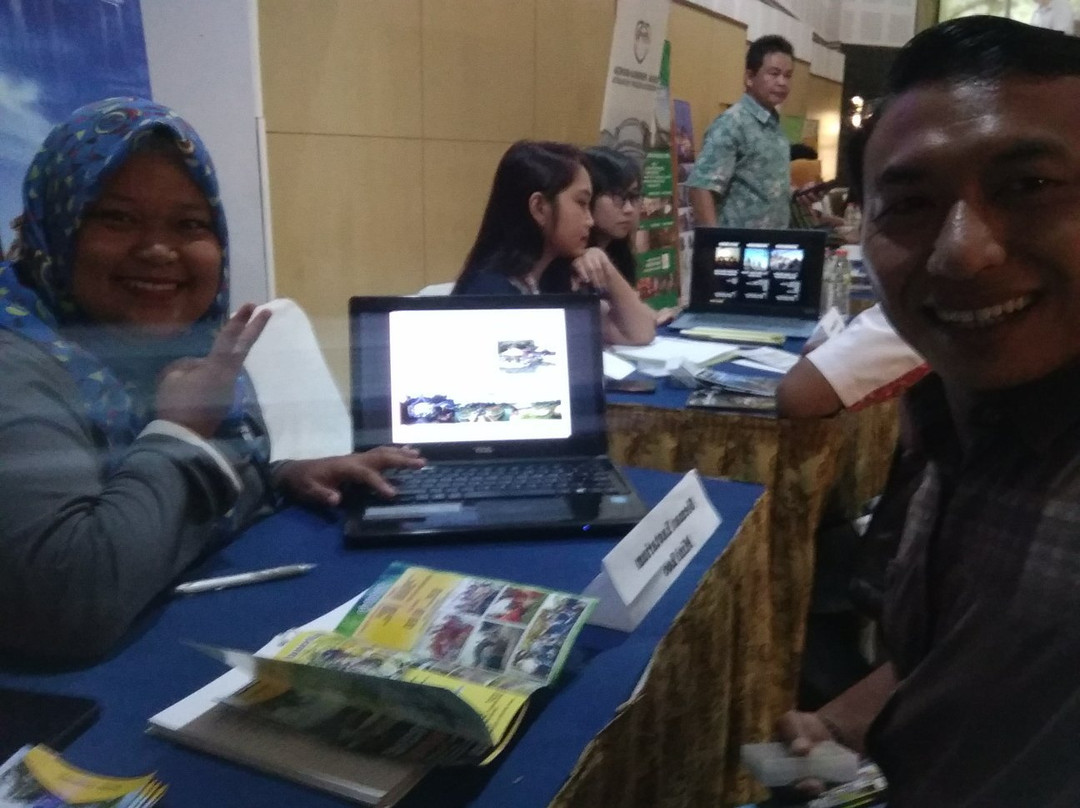 Puri Perdana Hotel主图