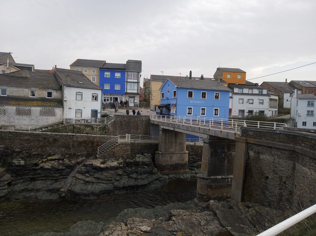 Porto de Rinlo主图