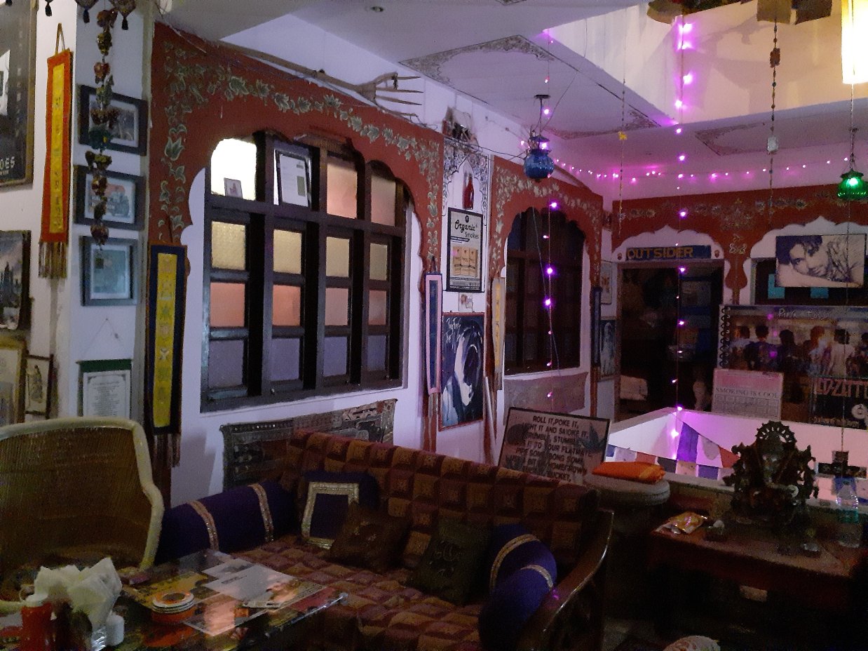 Pink Floyd Cafe & Hotel Pushkar-官方