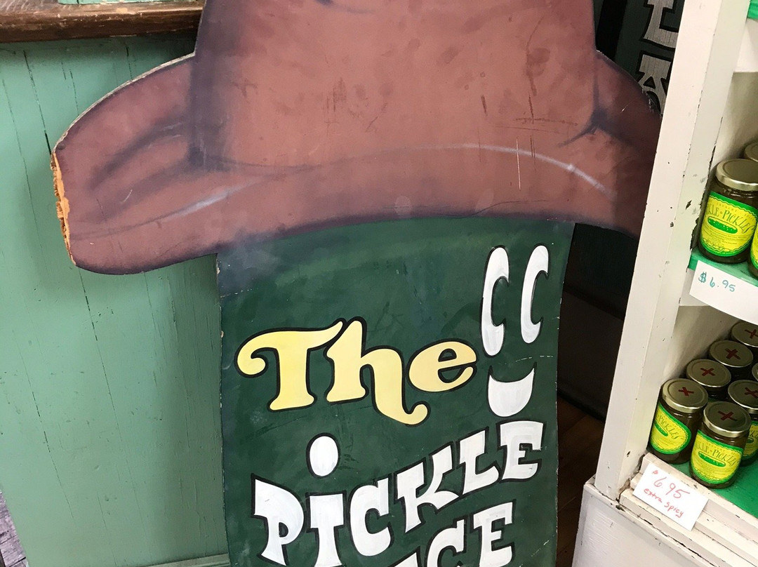Fickle Pickles Antiques and Pickles景点图片