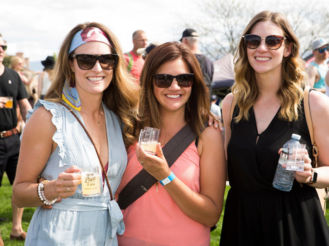 Gibbons Festivals & Events-基洛纳必去景点