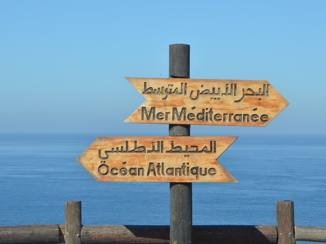 Tangier Tour Guide - Hamid Ben-丹吉尔必去景点