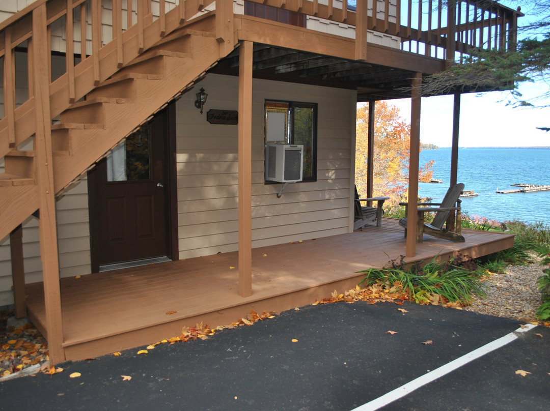 Island View Lodging- Bayfield, WI