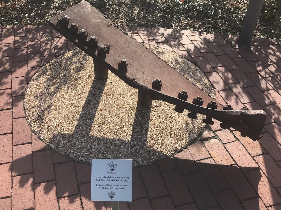 9/11 Flight Crew Memorial景点图片