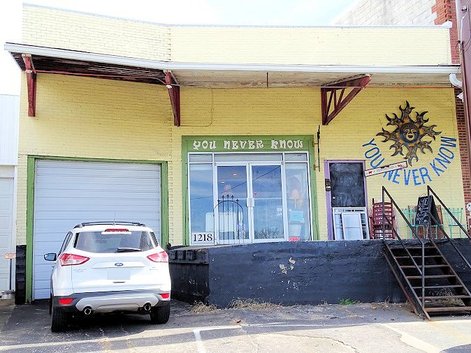 You Never Know-克拉克斯维尔必去景点