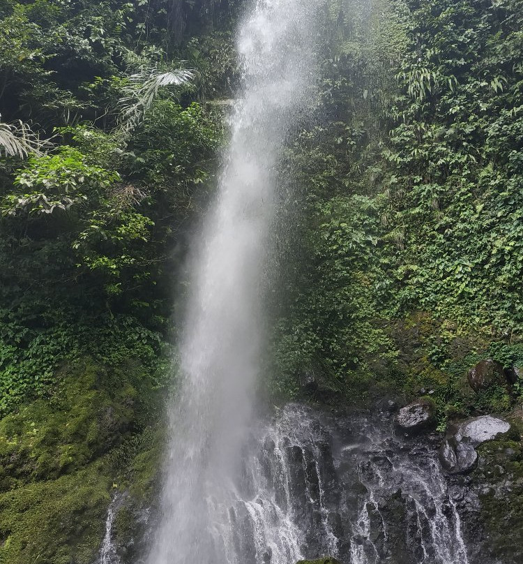 Mak Kunyana Waterfall