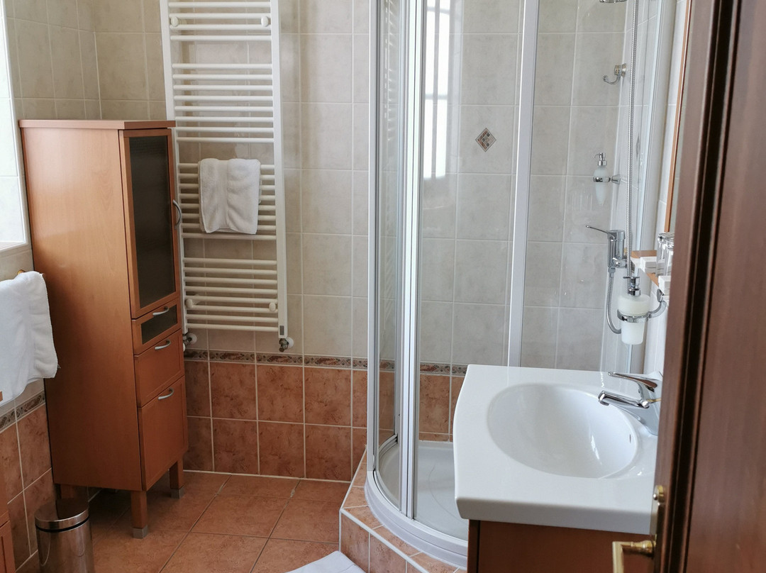Octárna hotel a restaurant主图