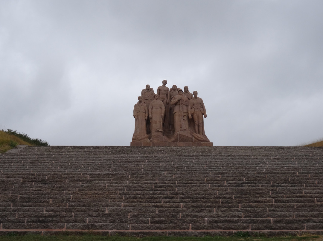 Butte de Chalmont景点图片