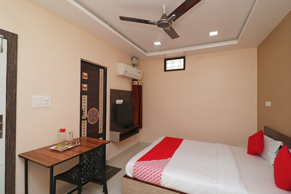 OYO 30449 Green Chilli主图