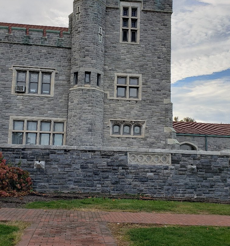 Glamorgan Castle-Alliance必去景点