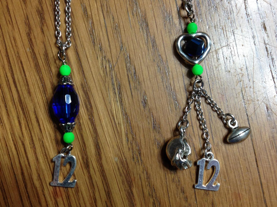 Darrington旅游景点-Clear Creek Candle