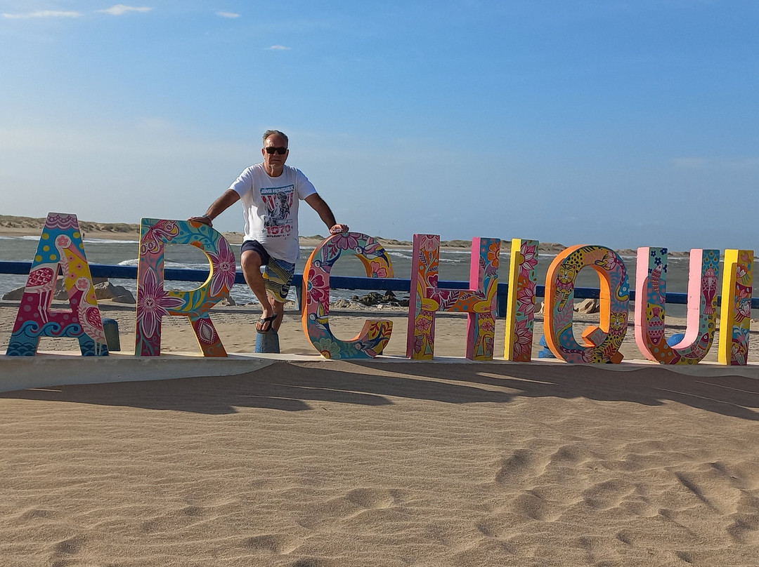 Mar Chiquita, Playa Y Laguna.