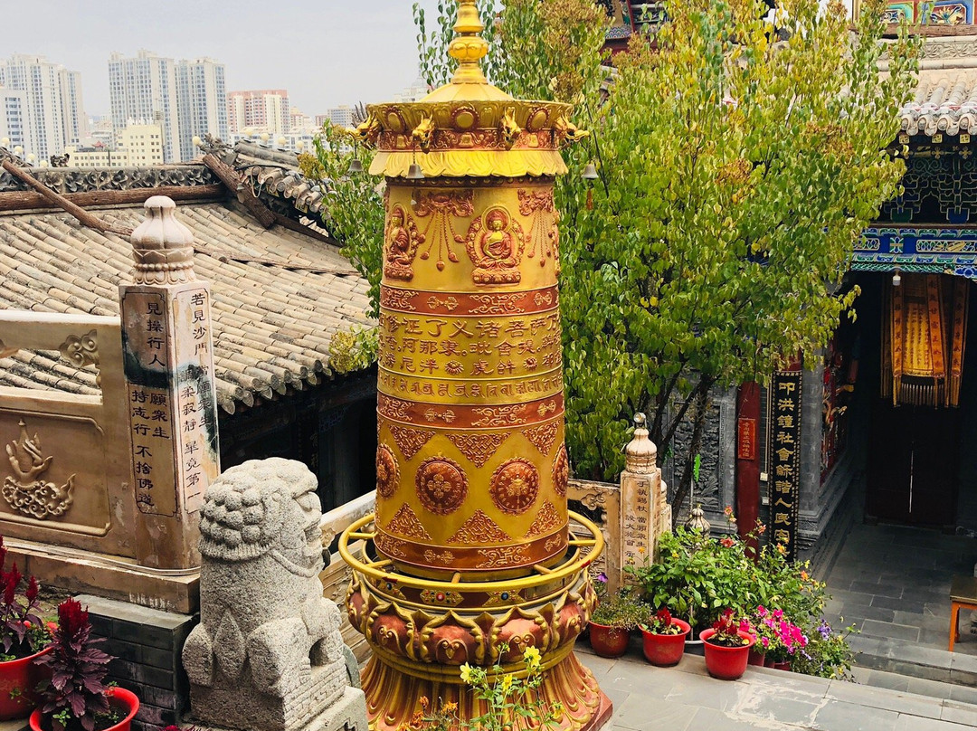 西宁南禅寺景点图片