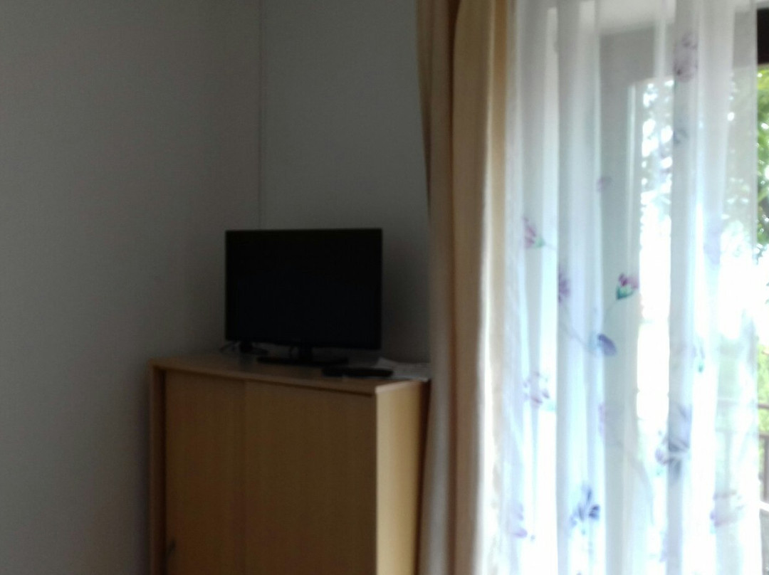 Rooms & Apartments Semic主图