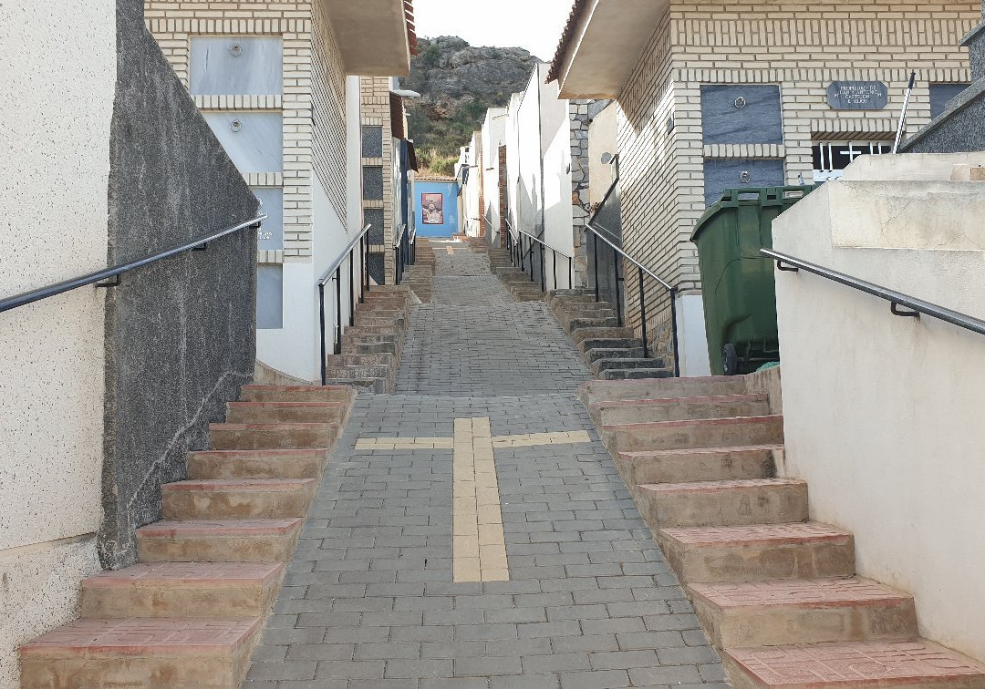 Cementerio de Monteagudo-Monteagudo必去景点