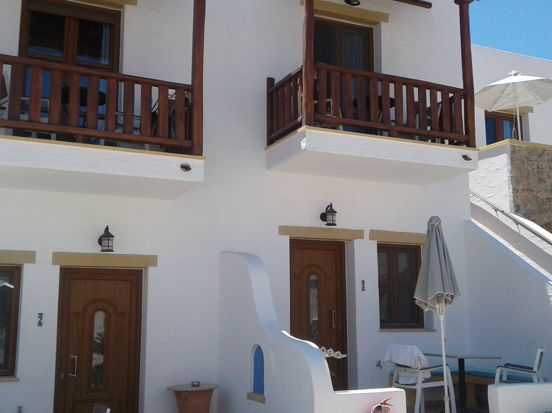 Panteli Beach Studios Apartments主图