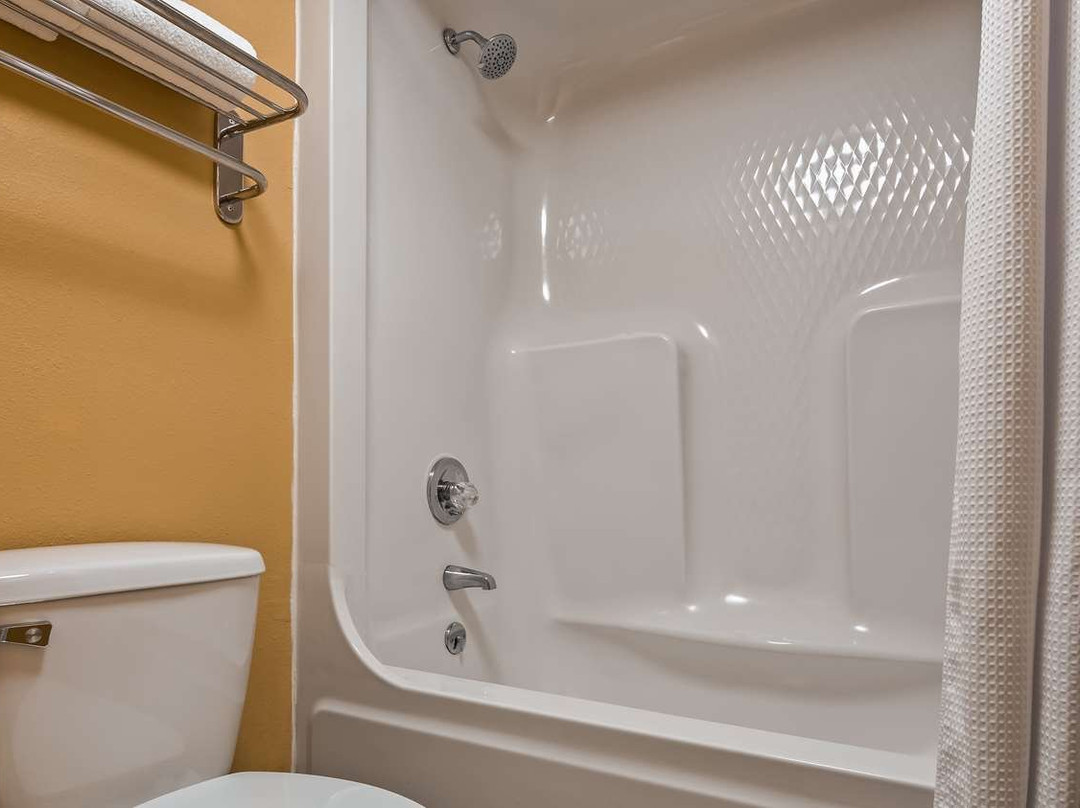 Best Western University Inn主图