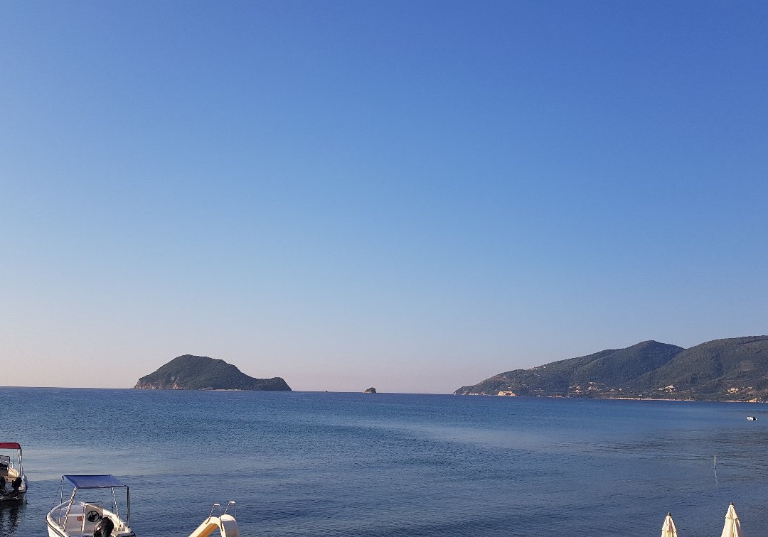Aghios Sostis Beach景点图片