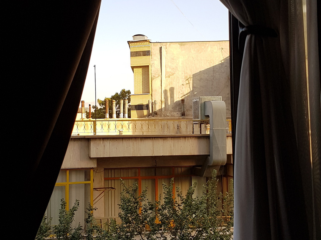 Aryo Barzan Hotel主图