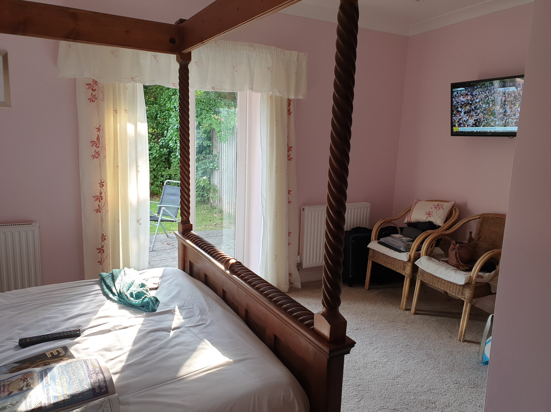 The Barn and Pinn Cottage主图