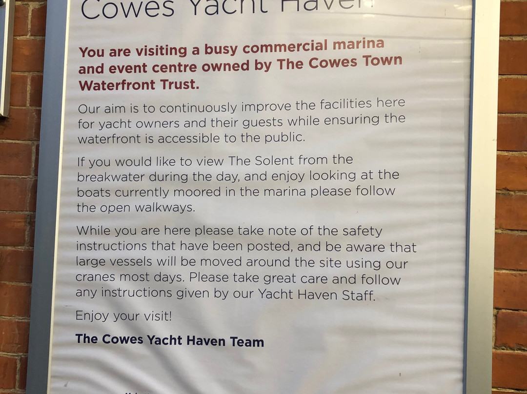 Cowes Yacht Haven-考兹必去景点