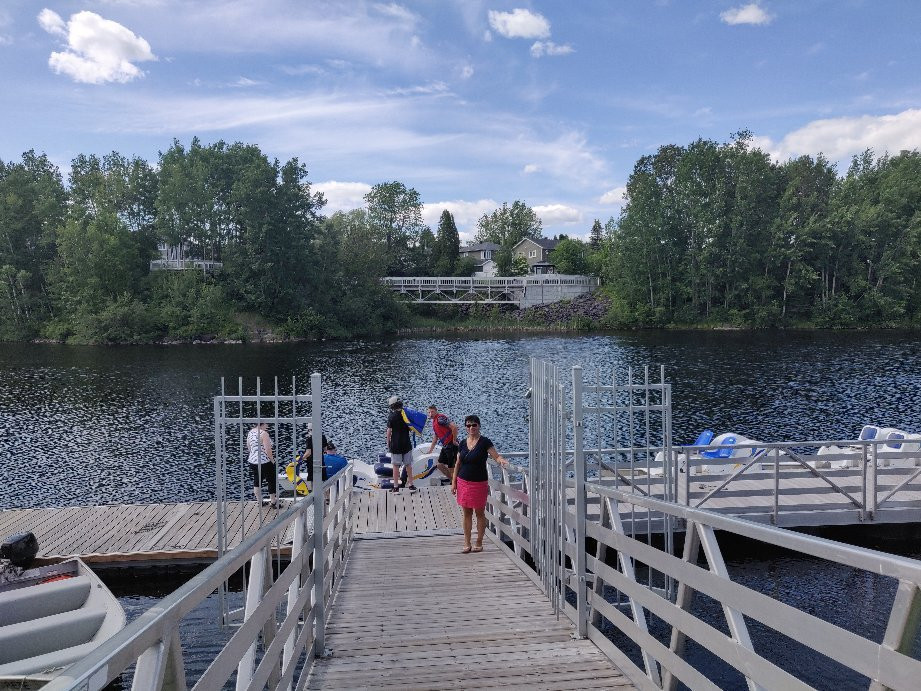 Parc et Promenade de la Rivière-aux-Sables景点图片