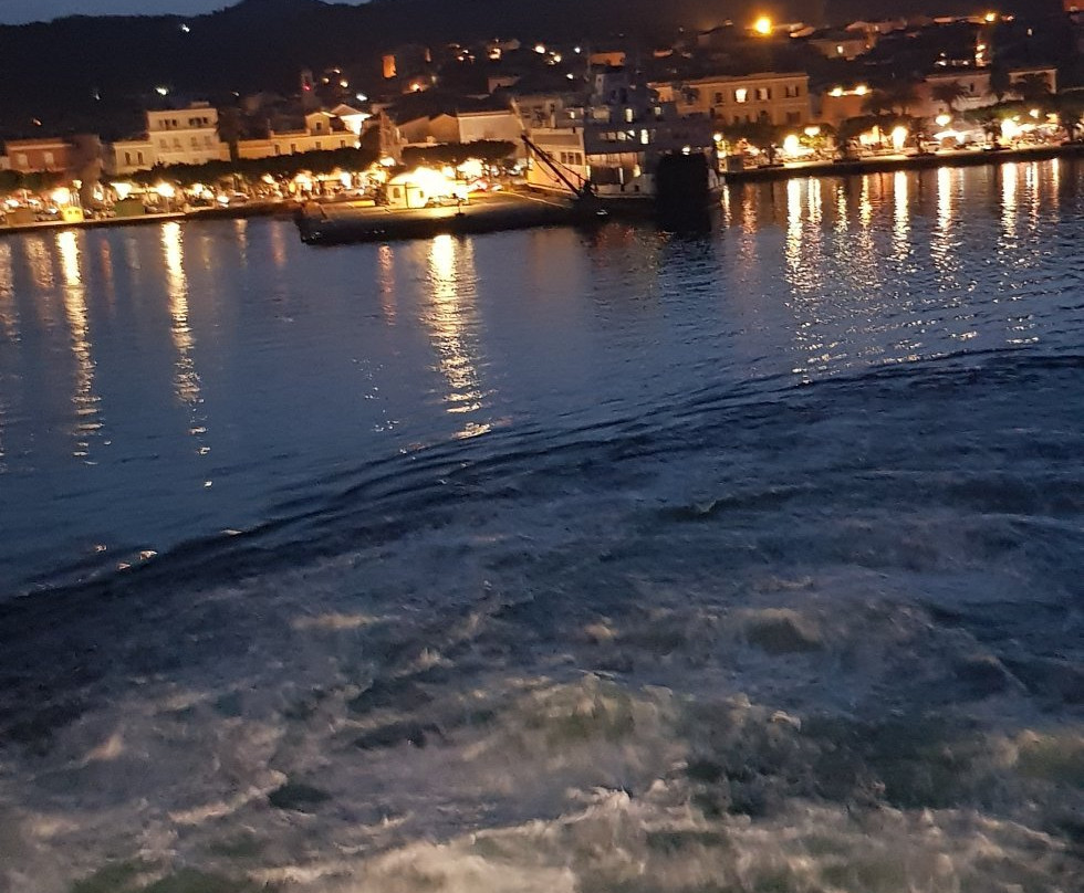 Delcomar-Carloforte必去景点