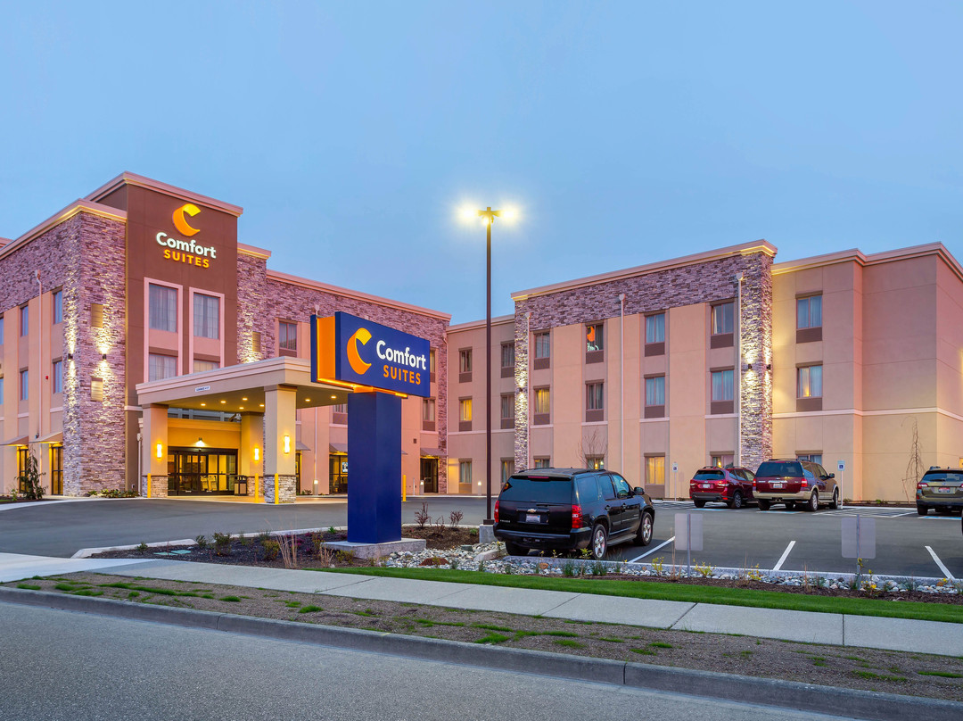 Comfort Suites Burlington Near I-5主图