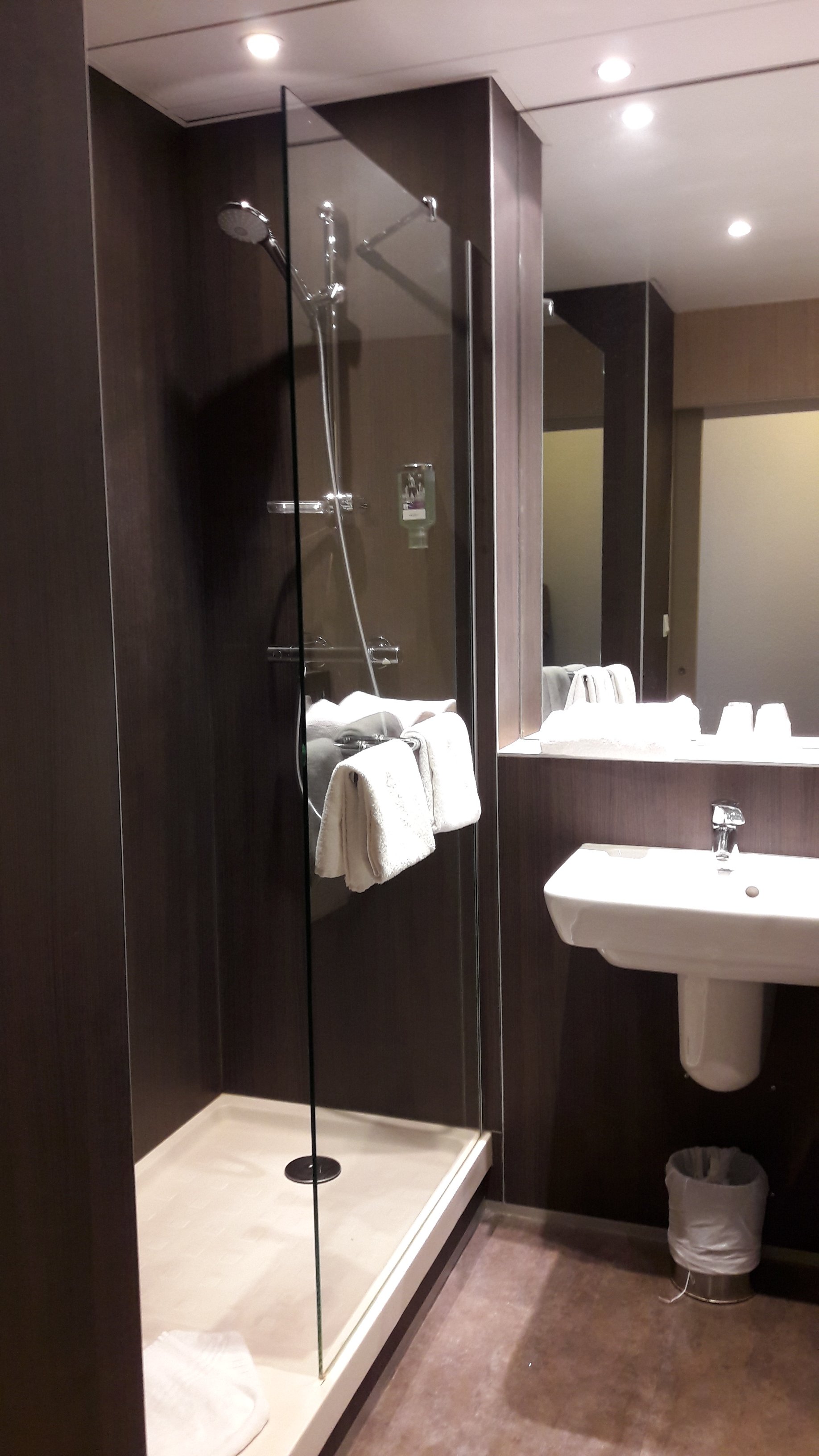 凡尔赛宫美居酒店-浴室