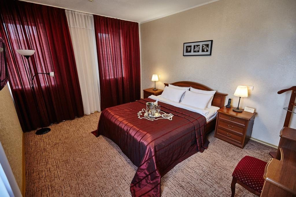 阿沃托萨瓦茨卡娅酒店主图