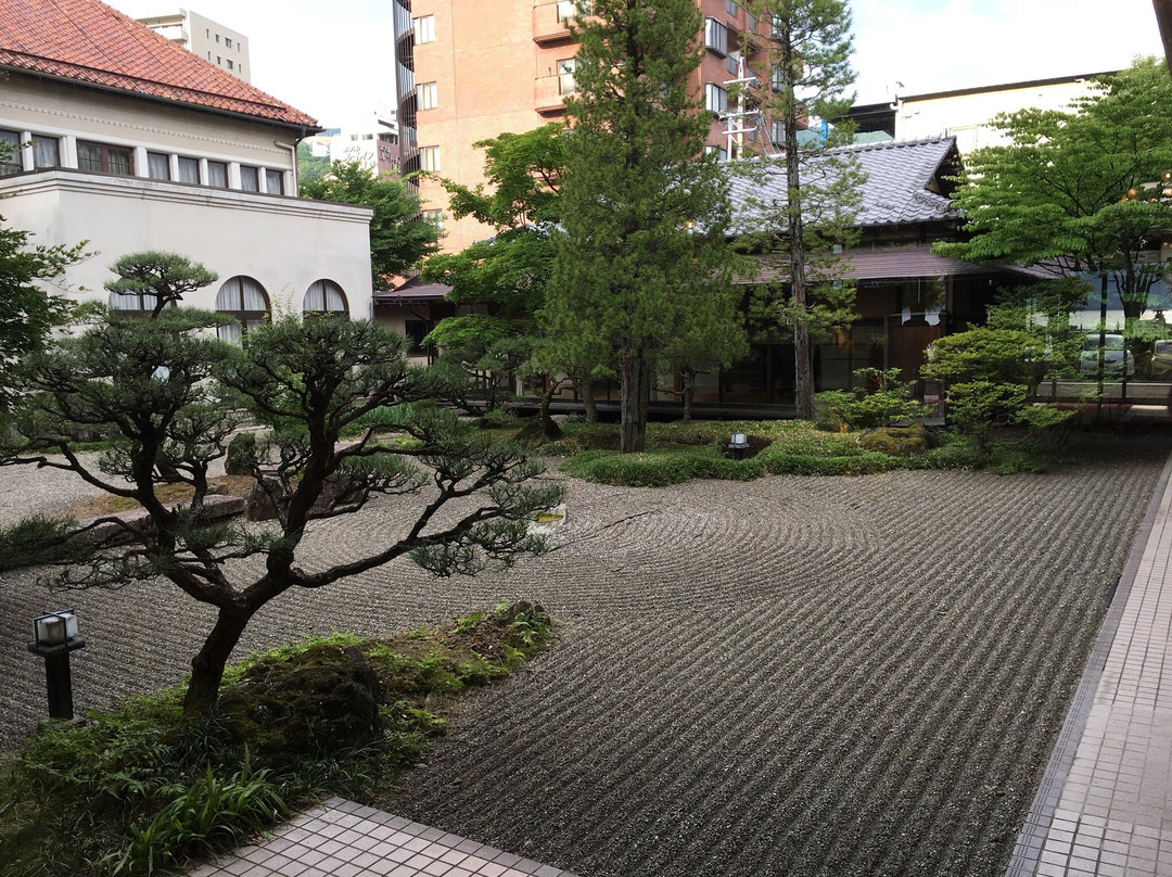 Suwako Hotel