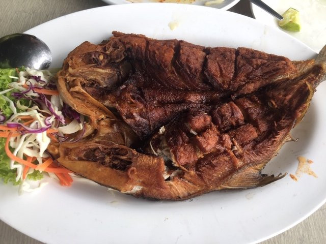 ลอกอ มุมน้ำริน มุมอร่อย