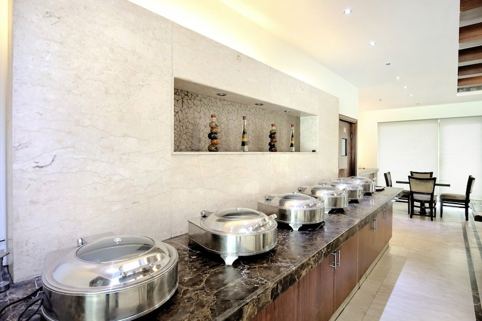 OYO 14718 Woods Resorts主图